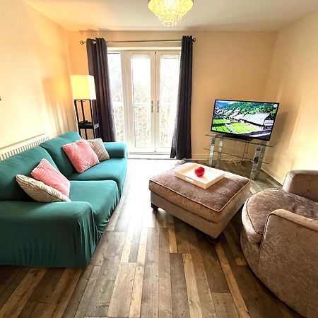 Spacious Two Bedrooms Apartment For Business And Holiday Πόρτσμουθ Εξωτερικό φωτογραφία