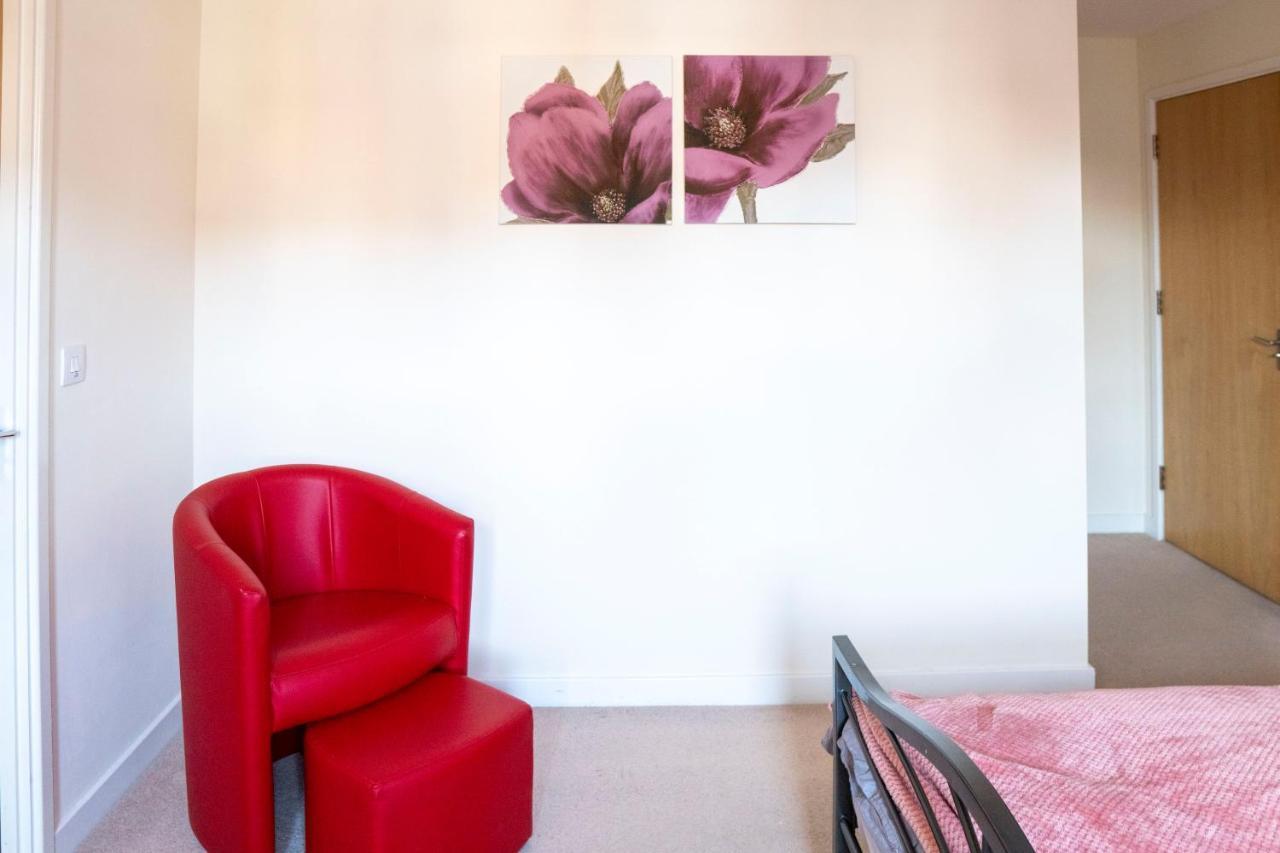 Spacious Two Bedrooms Apartment For Business And Holiday Πόρτσμουθ Εξωτερικό φωτογραφία
