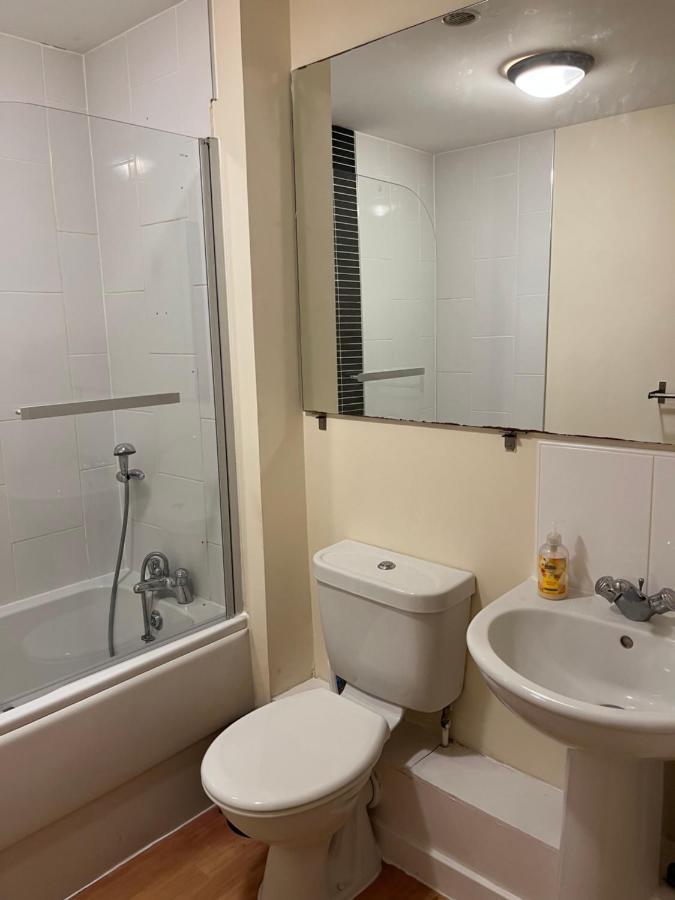 Spacious Two Bedrooms Apartment For Business And Holiday Πόρτσμουθ Εξωτερικό φωτογραφία